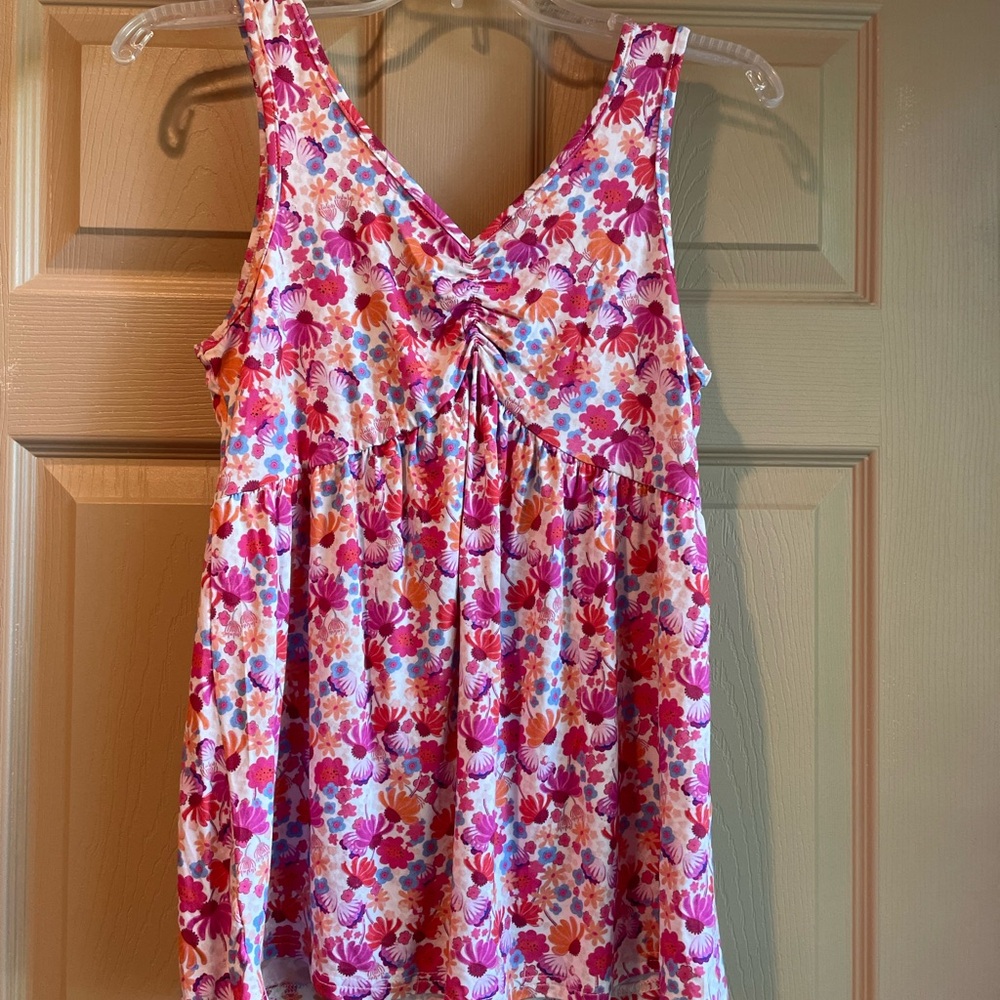 iGenjun Vibrant Floral Sleeveless V-Neck Top,‎ Size Small